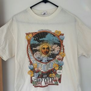 Ghanda Clothing graphic tee!